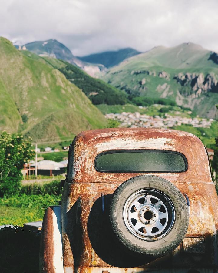 Hotel Kazbegi Guide Exterior foto